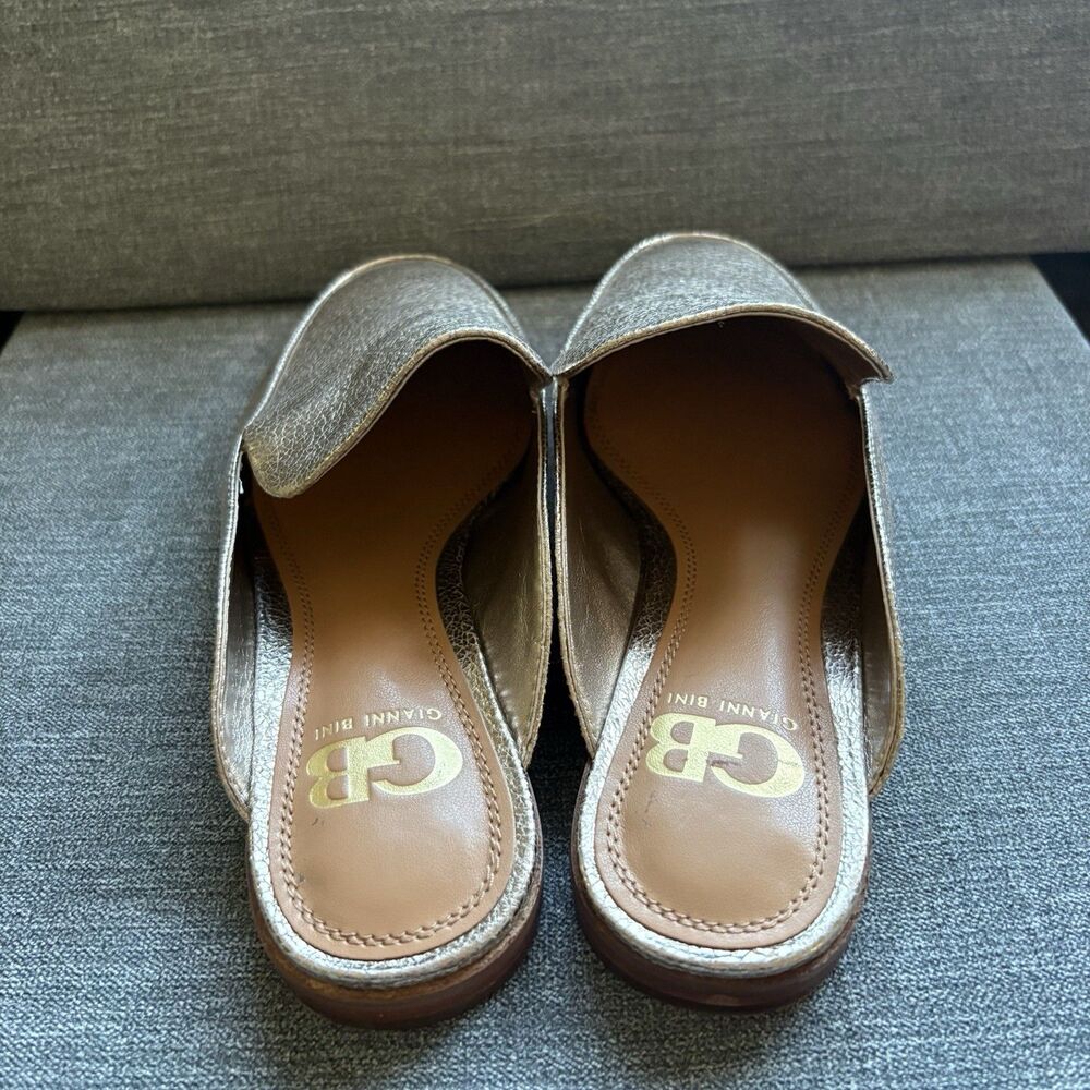 Giani Bini Gold Pebbled Leather Flat Fancy Party Classic Work Fun Shoe Women 5.5 - Picture 4 of 15